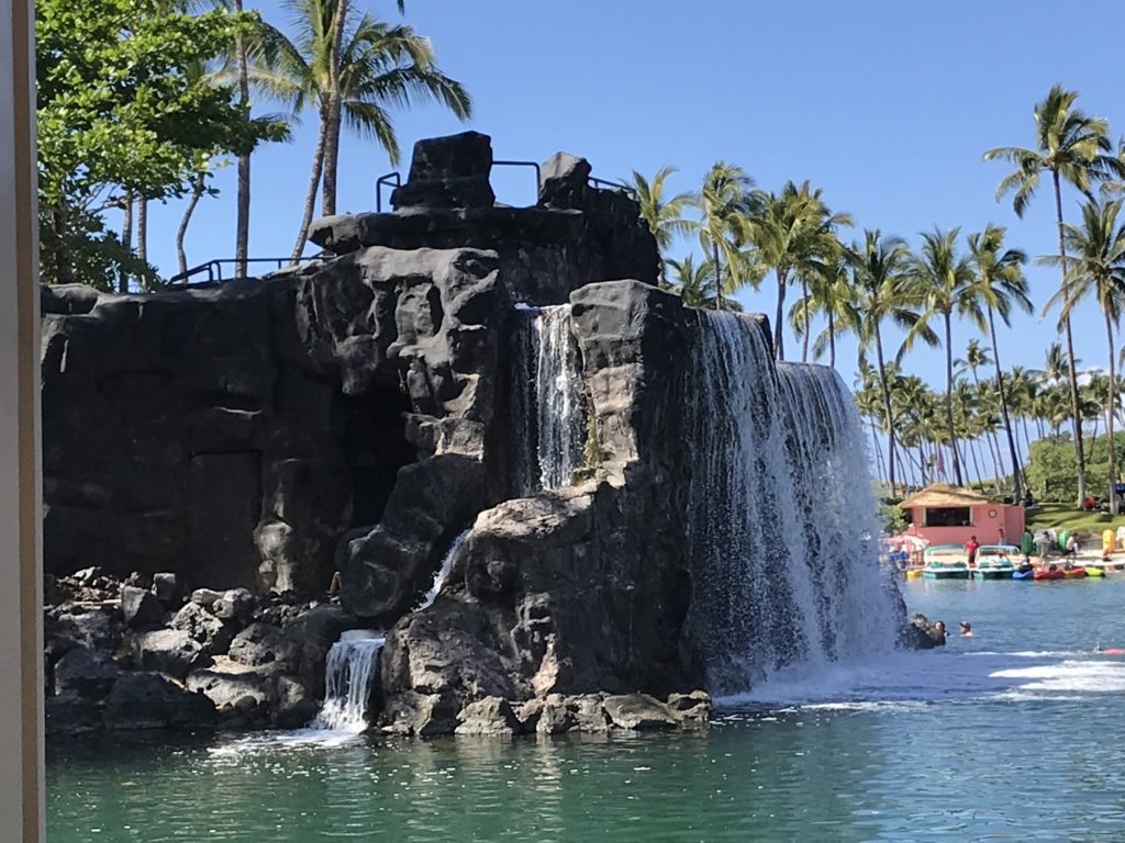 Wasserfall im Hilton Ressort